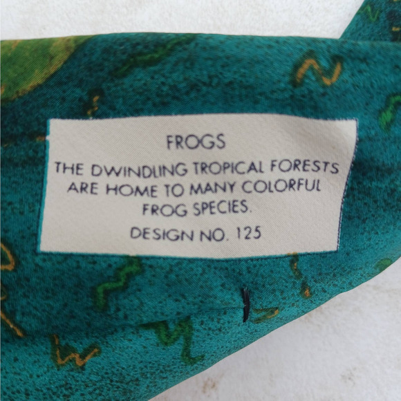 WORLD Wildlife Fund WWF Mens Neck Tie Tropical Forest Frogs 100% Silk Science - Picture 5 of 8